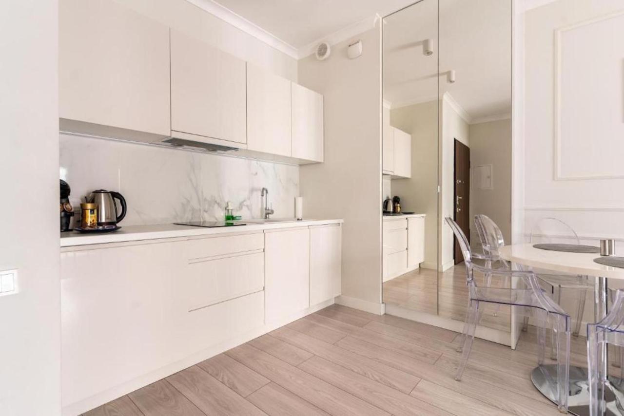 Appartement Mennica - Golden *